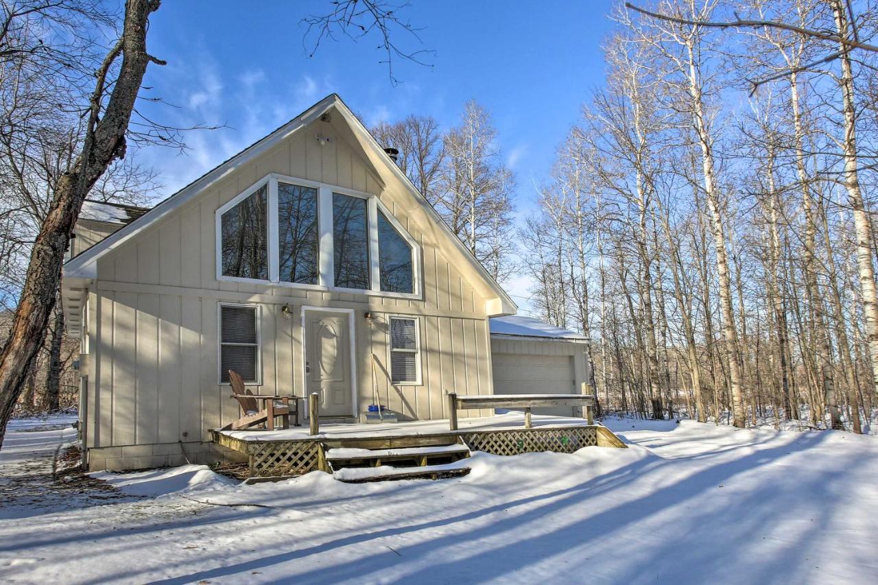 Lakes Of The North Home On Snowmobile And Atv Trail! Mancelona Exterior foto