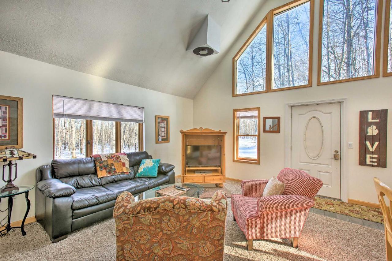 Lakes Of The North Home On Snowmobile And Atv Trail! Mancelona Exterior foto
